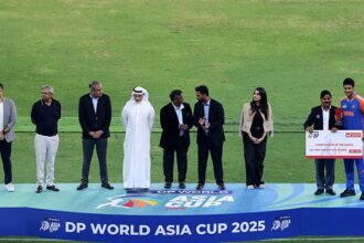 ٹرافی تنازع کے بعد بھارت کا معاملہ آئی سی سی میں اٹھانے کا اعلان