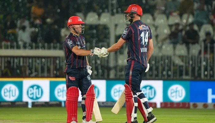 پی ایس ایل 10: کراچی کنگز نے پشاور زلمی کو 23 رنز سے شکست دے کر پلے آف میں جگہ بنالی