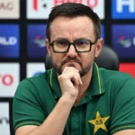 کوچ کی پاکستانی ٹیم کو ہدایت: "صرف کرکٹ پر دھیان دیں" — ایشیا کپ فائنل سے قبل پیغام