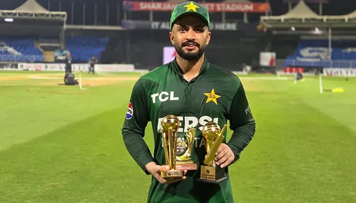 محمد نواز 2025ء میں پاکستان کی ٹی20 ٹیم کے نمایاں ترین کھلاڑی قرار