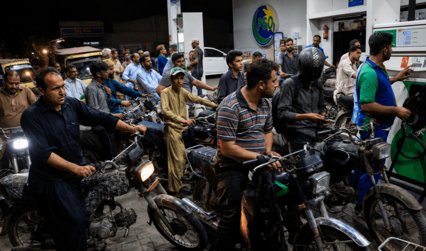 پی پی ڈی اے اور ایس سی بی اے کی حکومت پر تنقید، پیٹرولیم لیوی اور ایندھن کی قیمتوں میں اضافے کو عوام و ڈیلرز کے لیے تباہ کن قرار