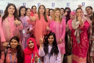 بریسٹ کینسر سے لڑنے والی خواتین کے لیے خصوصی کرافٹ ایوننگ کا انعقاد