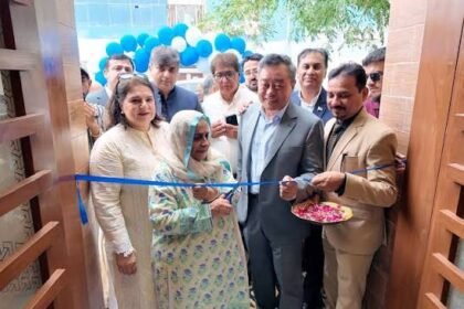 سندھ میں WHO کی معاونت سے نیا ماڈل ویکسینیشن سینٹر کا افتتاح