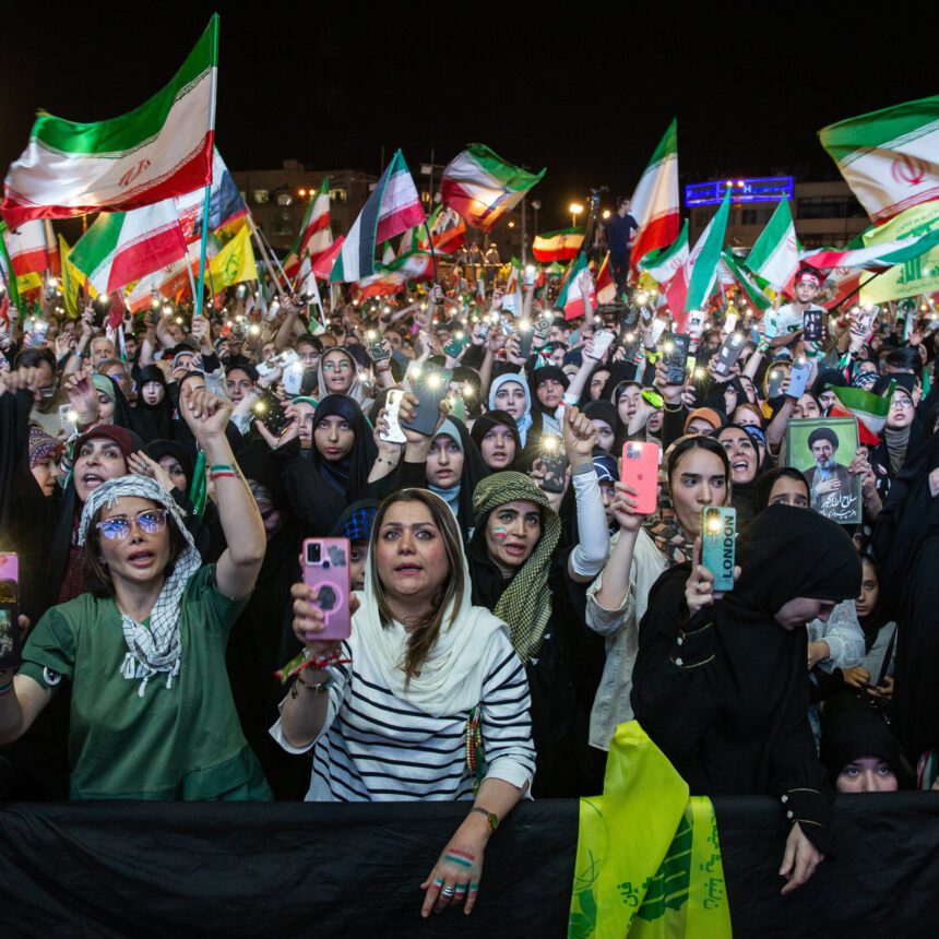 ایران کے حامی وسیع تر قوم پرستی کو فروغ