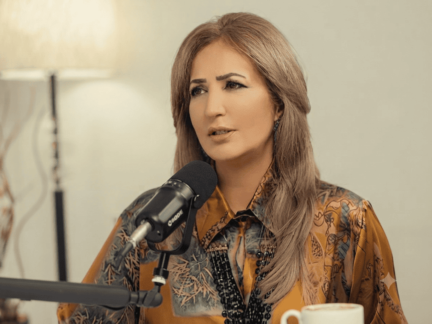 صباحت بخاری کا سیٹ پر مثبت تعلقات پر زور، اسکرین کیمسٹری بہتر بنانے کی اہمیت بیان کردی