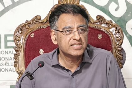 اسد عمر کی حکومتی معاشی پالیسیوں پر تنقید، گزشتہ 4 سال معیشت کے لیے بدترین قرار