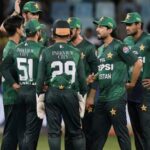 Pakistan Team Holds Crucial Meeting Ahead of India Clash, Admits Batting Failures