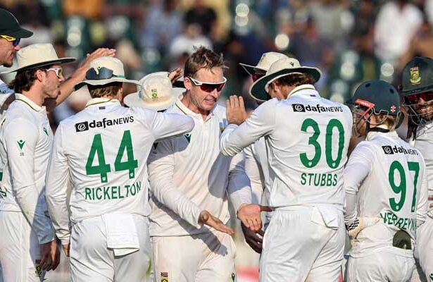 South Africa needs 68 to tie the series as Pakistan's batting struggles