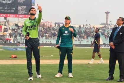 Pakistan decide to bowl first against South Africa in opening ODI