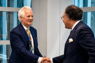 Finance Minister Meets Citibank as Pakistan Weighs Return to Global Capital Markets