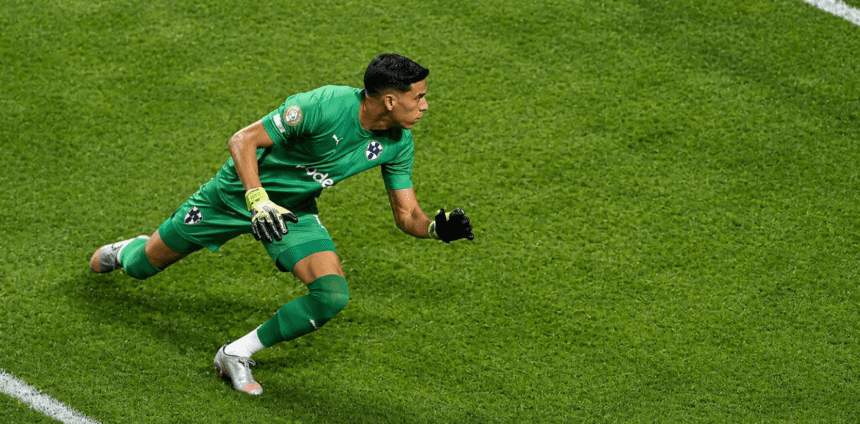 Two goalkeepers sent off after stoppage-time brawl erupts in Spanish derby