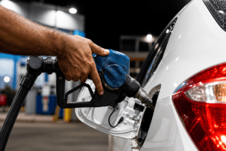 Kerosene slips Rs4.45 as light diesel climbs Rs17.03 in Pakistan’s latest fuel revision