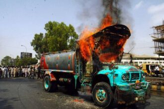 Factory Worker Crushed by Water Tanker in Karachi’s SITE Area