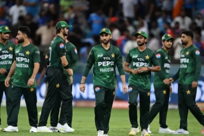 Pakistan Bowlers Crush Sri Lanka, Restrict Them to 133 in Asia Cup Clash
