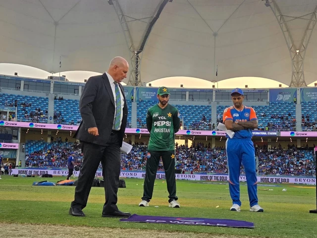 Asia Cup 2025: India Opt to Bowl First Against Pakistan in Dubai Showdown
