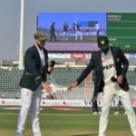 Pakistan choose to bat first in second Test against South Africa
