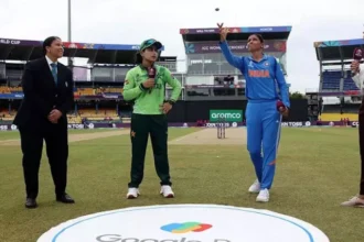 No handshakes again as India, Pakistan meet at Women's World Cup