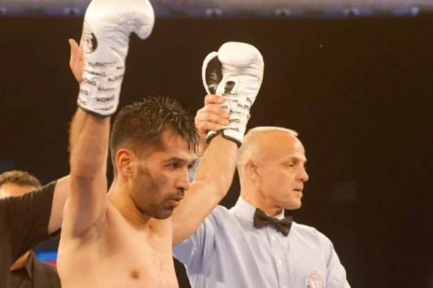 Waseem set to defend WBA title against Jakrawut