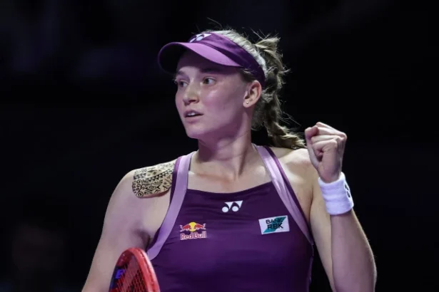 Rybakina overcomes Pegula to reach WTA Finals title clash