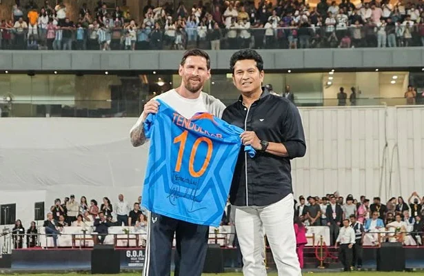 Sachin Tendulkar and Lionel Messi Meet, Photo Goes Viral