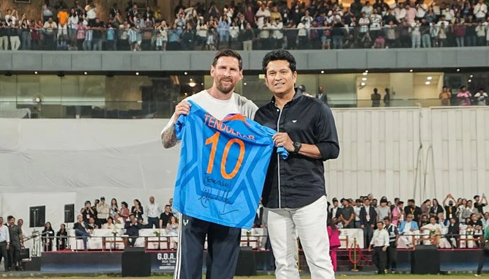 Sachin Tendulkar and Lionel Messi Meet, Photo Goes Viral