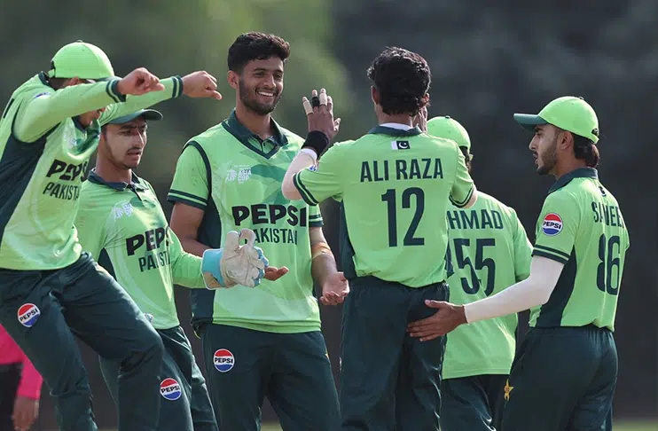 Minhas, Raza star as Pakistan crush India to win U19 Asia Cup