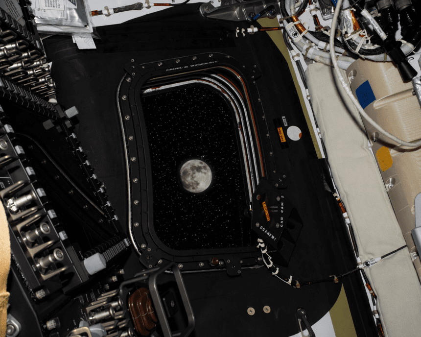 Artemis commander opens up about moving lunar tribute to his late wife