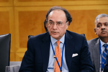 Aurangzeb pushes bigger domestic capital role as Pakistan seeks deeper markets