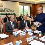 Govt Moving to Bring Informal Economy Into Tax Net, PM Shehbaz Tells Business Leaders