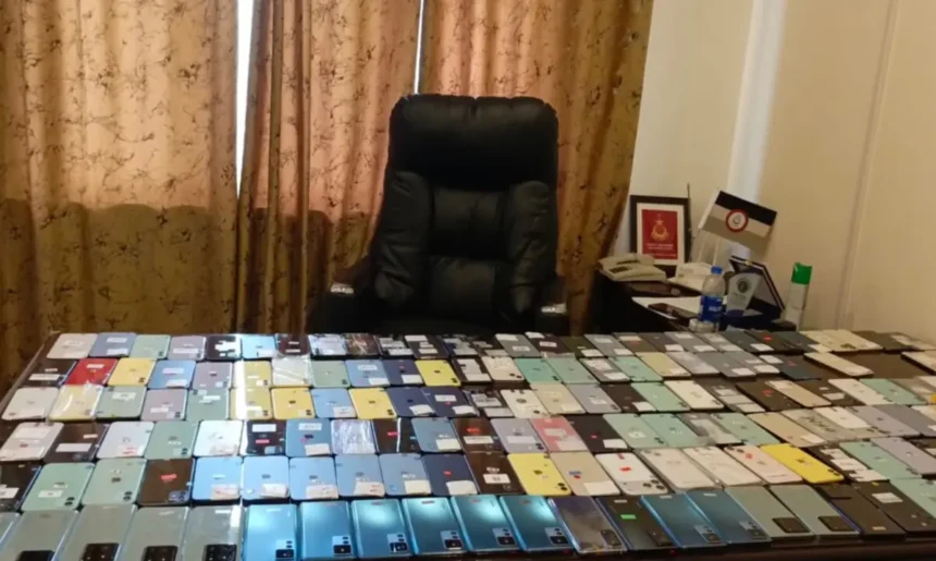 Mobile Phone Smuggling Attempt Foiled