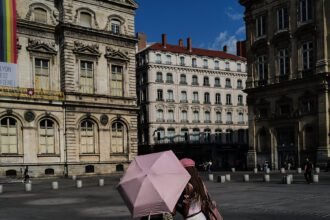 Spain Warns of High Death Toll in Heat Wave
