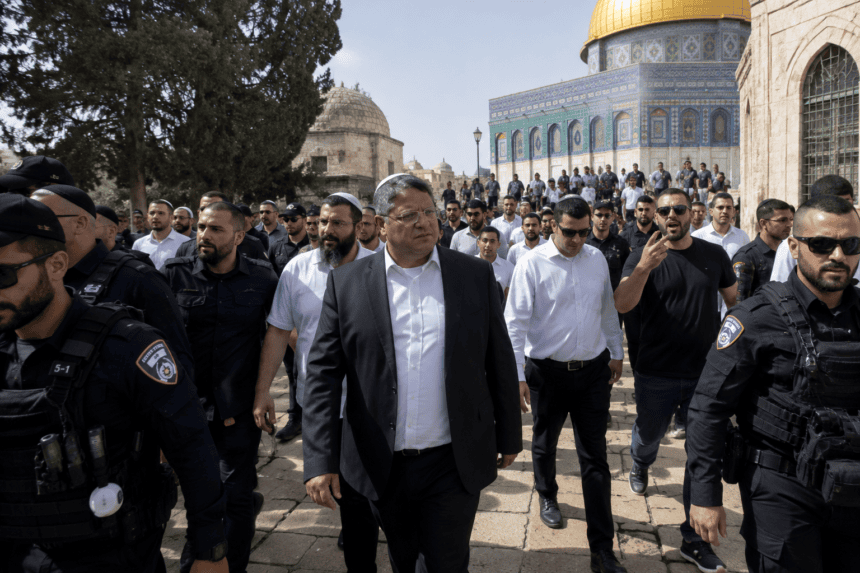 Ben-Gvir leads hundreds of settlers into Al-Aqsa compound in fresh provocation