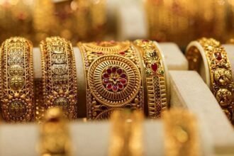 Gold Prices Surge Rs5,700 Per Tola to Rs482,936 in Pakistan