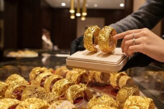 Gold Price Surges Rs4,200 Per Tola to Rs487,136 in Pakistan