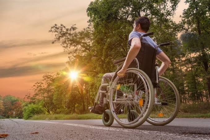 How to Use a Wheelchair Safely and Prevent Injuries