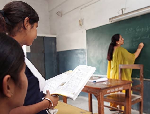 Teacher Transfer Restrictions Relaxed Across Balochistan QUETTA: The Balochistan government has relaxed restrictions on the transfer and posting of teachers, allowing teaching staff to seek transfers within their respective districts against vacant and approved posts. The School Education Department has issued a revised notification outlining the new arrangements. Under the policy, eligible teachers can be transferred to vacant and sanctioned posts within the same district, providing greater flexibility in teacher postings. However, the ban on inter-district transfers for Secondary School Teachers (SSTs), headmasters and headmistresses will remain in effect. The department has also allowed surplus teachers currently posted in Quetta to return to their native districts. At the same time, teachers cannot be transferred from another district to Quetta or from Quetta to another district under the stated restrictions. Teachers awaiting posting have been directed to submit their applications to the concerned District Education Officer (DEO) within one month. The department has warned that officials or individuals found violating the revised transfer policy will face departmental action. The relaxation is expected to provide relief to eligible teachers while helping the education authorities make better use of available teaching posts across districts.