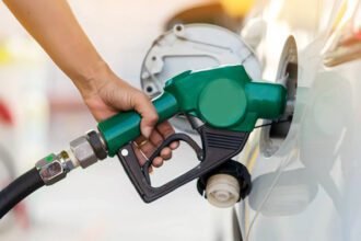 Petrol, Diesel Prices Cut in Pakistan